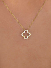 Inlaid Zircon Clover Pendant Necklace