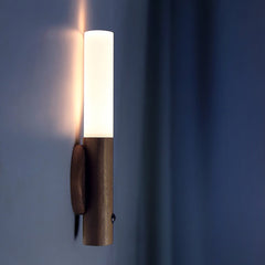 uexim Sensing Wall Light