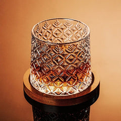 Heavyweight Crystal-Quality Tumblers – Non-Slip Design for Hot and Cold Drinks