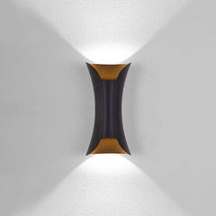 Outdoor Waterproof LED Wall Light – Durable Aluminum Fixture for Garden and Patio