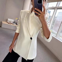 Sylvia Loose-Fit Women's Blazer | Notched Collar, Button Detail