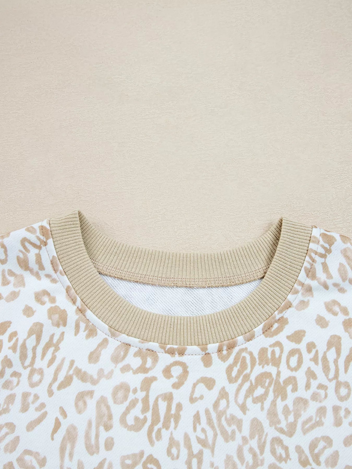 Leopard Ruffle Detail Ribbed Trim Round Neck Sweatshirt 