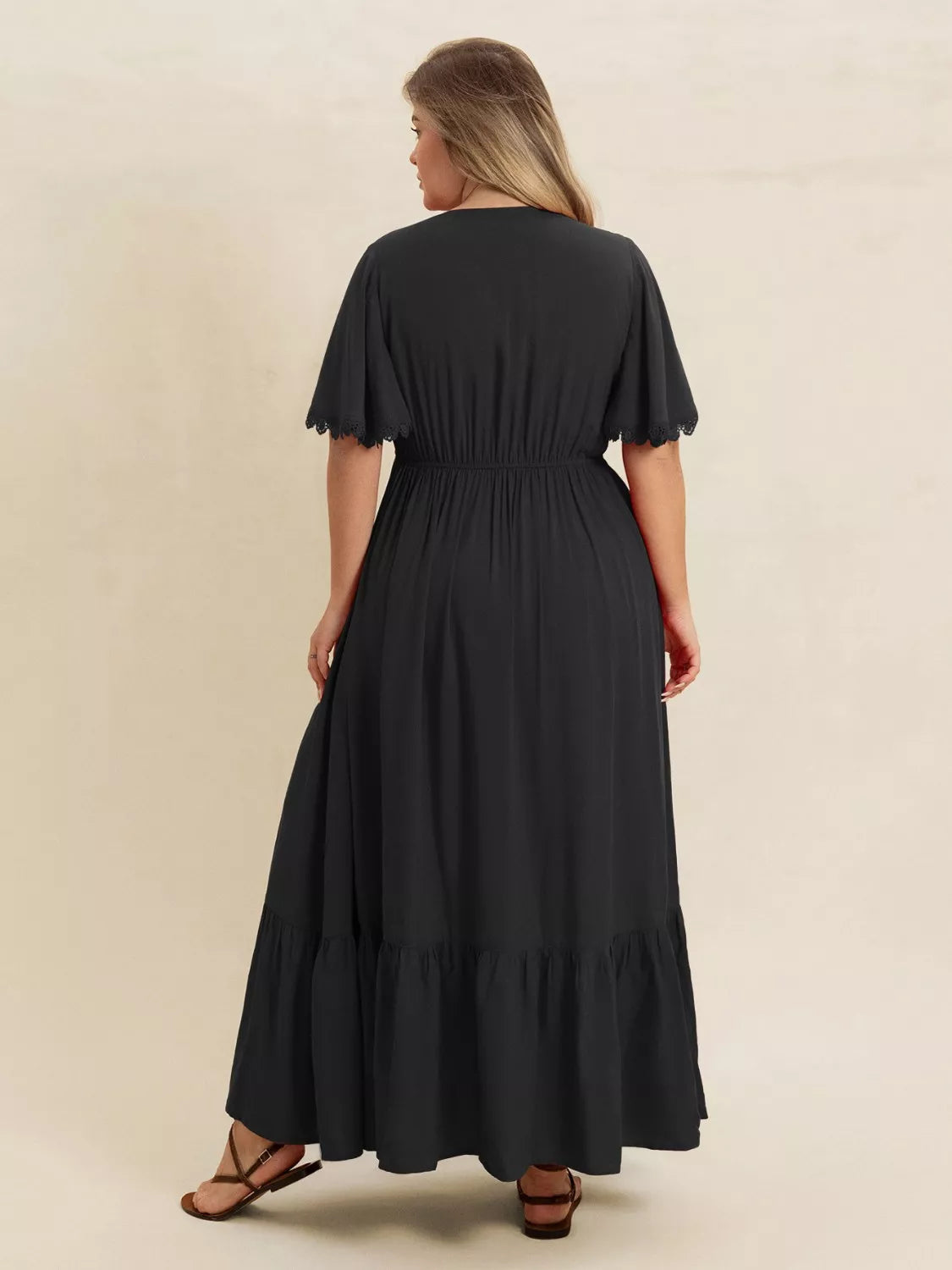 Plus Size Boho Ruffled Maxi Dress with Flutter Sleeves 