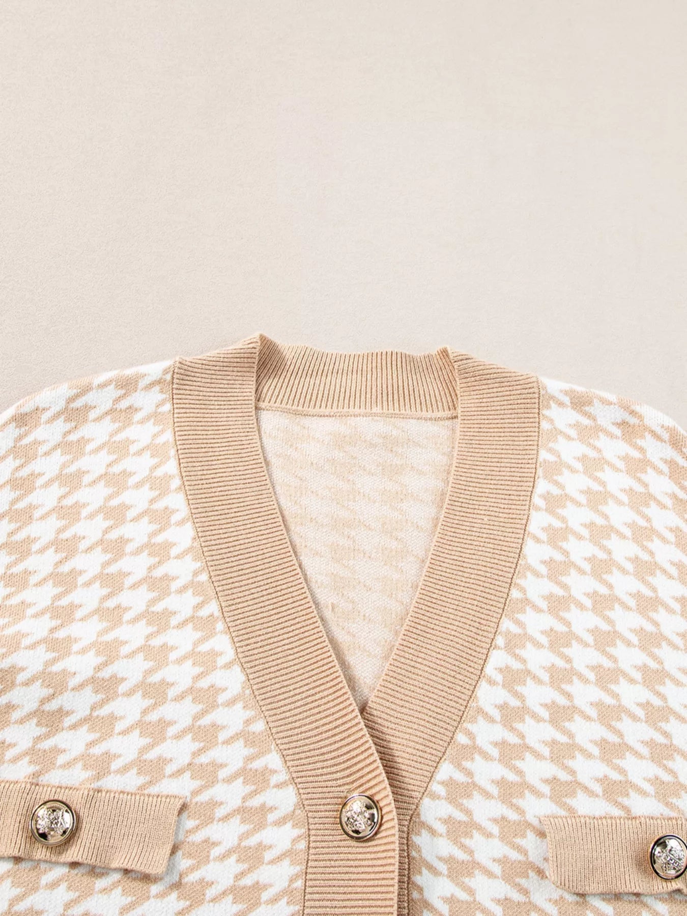 Contrast Edge Metal Button Slim Cardigan with Pockets 