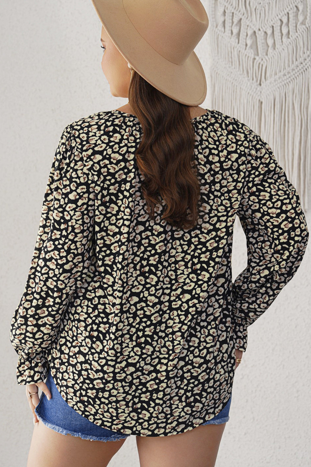 Plus Size Floral Flounce Sleeve Tie-Neck Blouse 