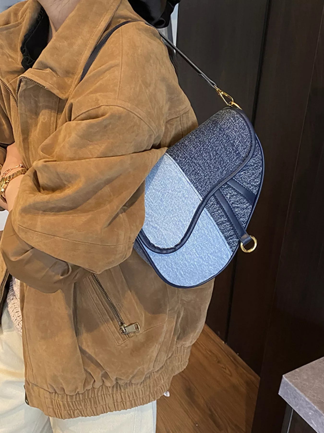 Adjustable Strap Crossbody Bag 
