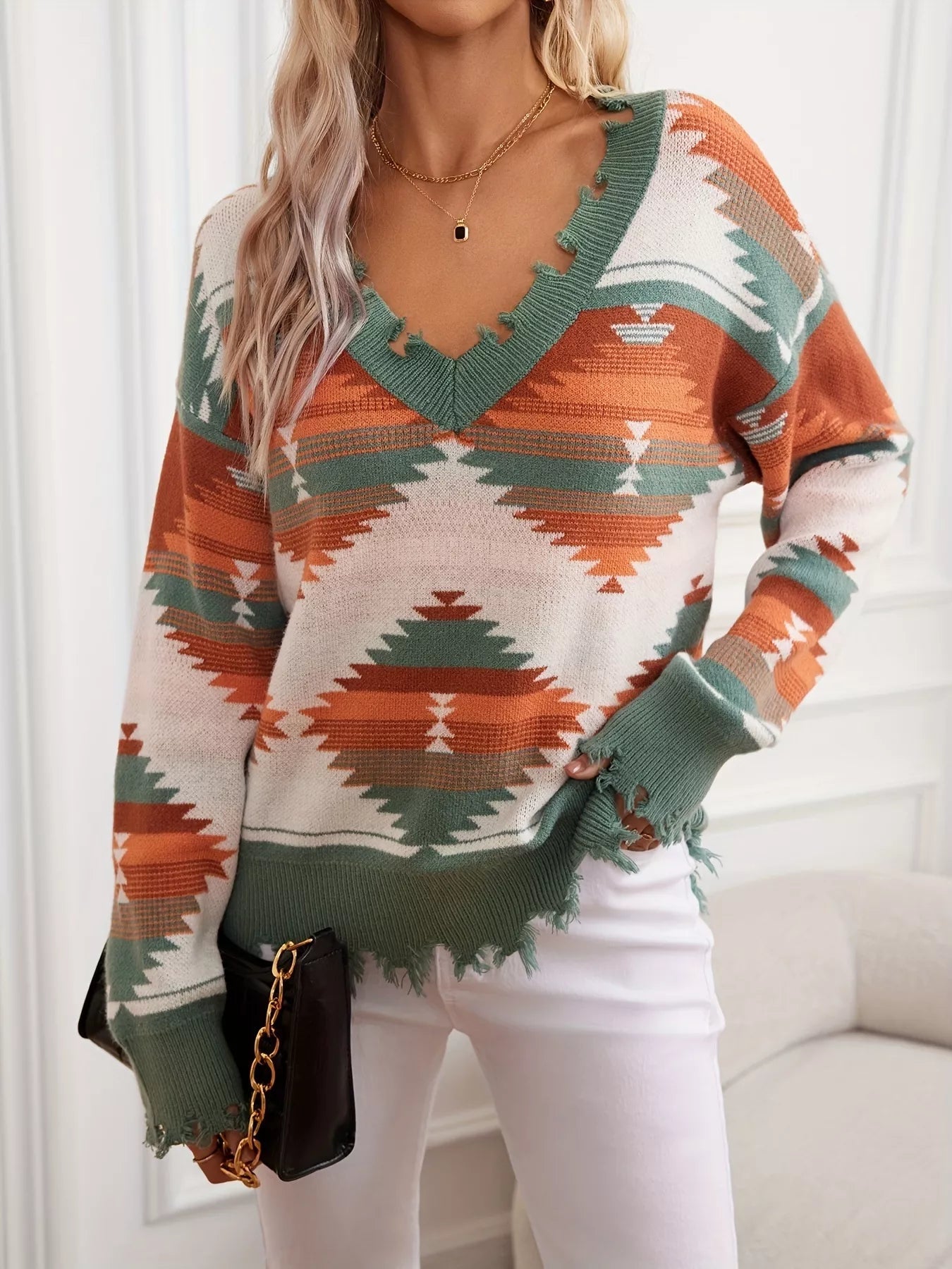Geometric Frayed Hem V-Neck Long Sleeve Sweater 