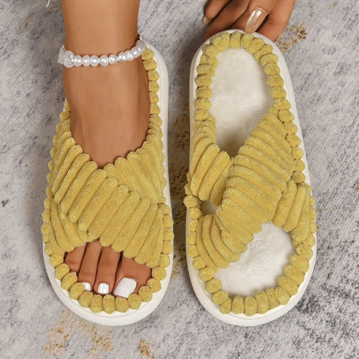 Crisscross Open Toe Platform Slippers 