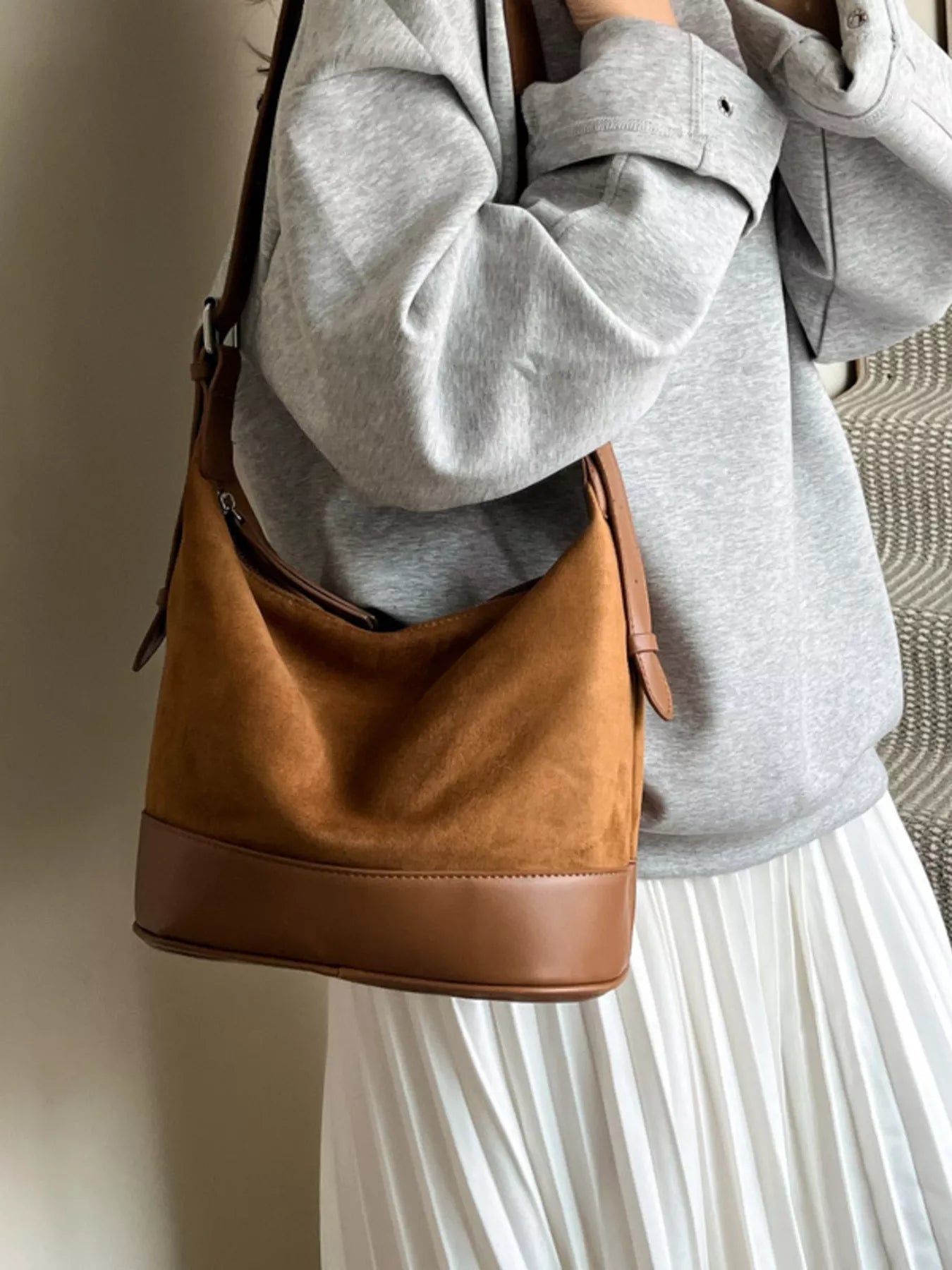 Adjustable Strap Tote Bag 