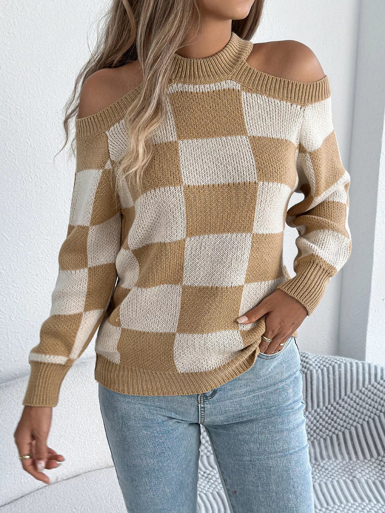 Cold Shoulder Checkered Long Sleeve Sweater 