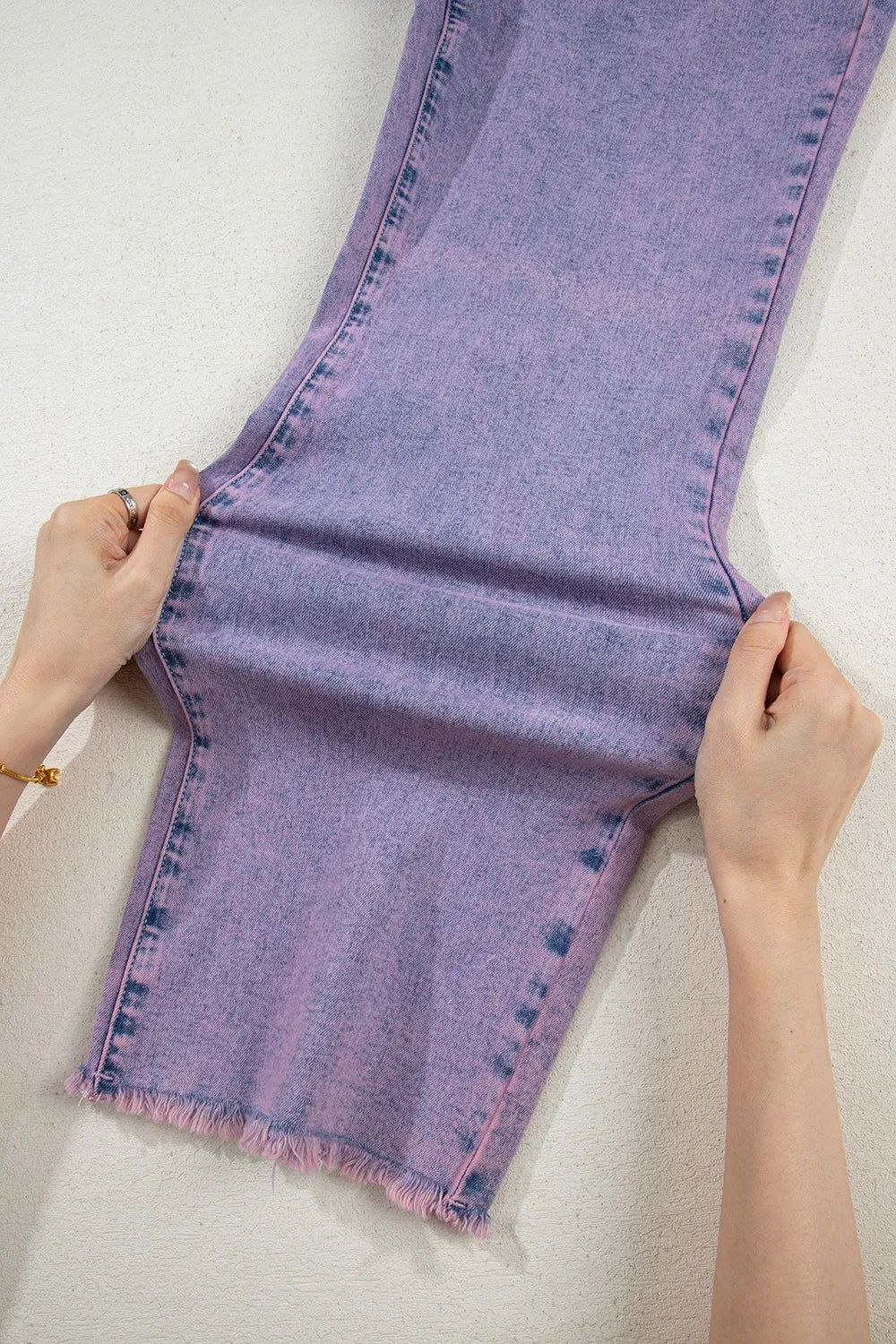 Washed Raw Hem Cropped Jeans 