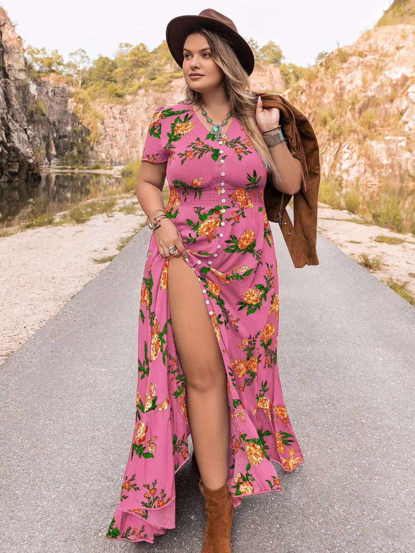 Plus Size Floral V-Neck Short Sleeve Maxi Dress 