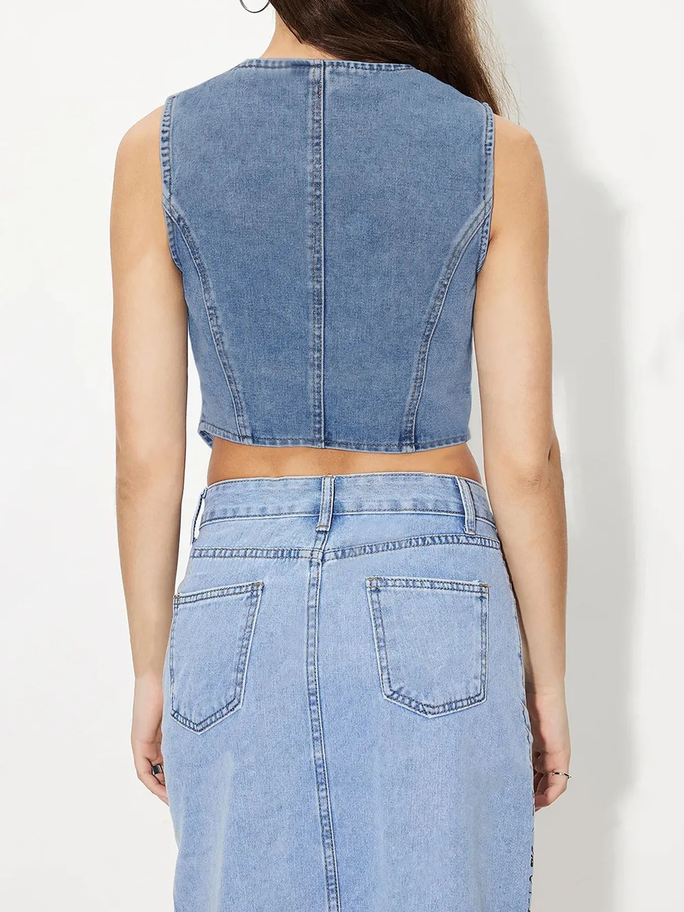 Button-Up Sleeveless Denim Vest 
