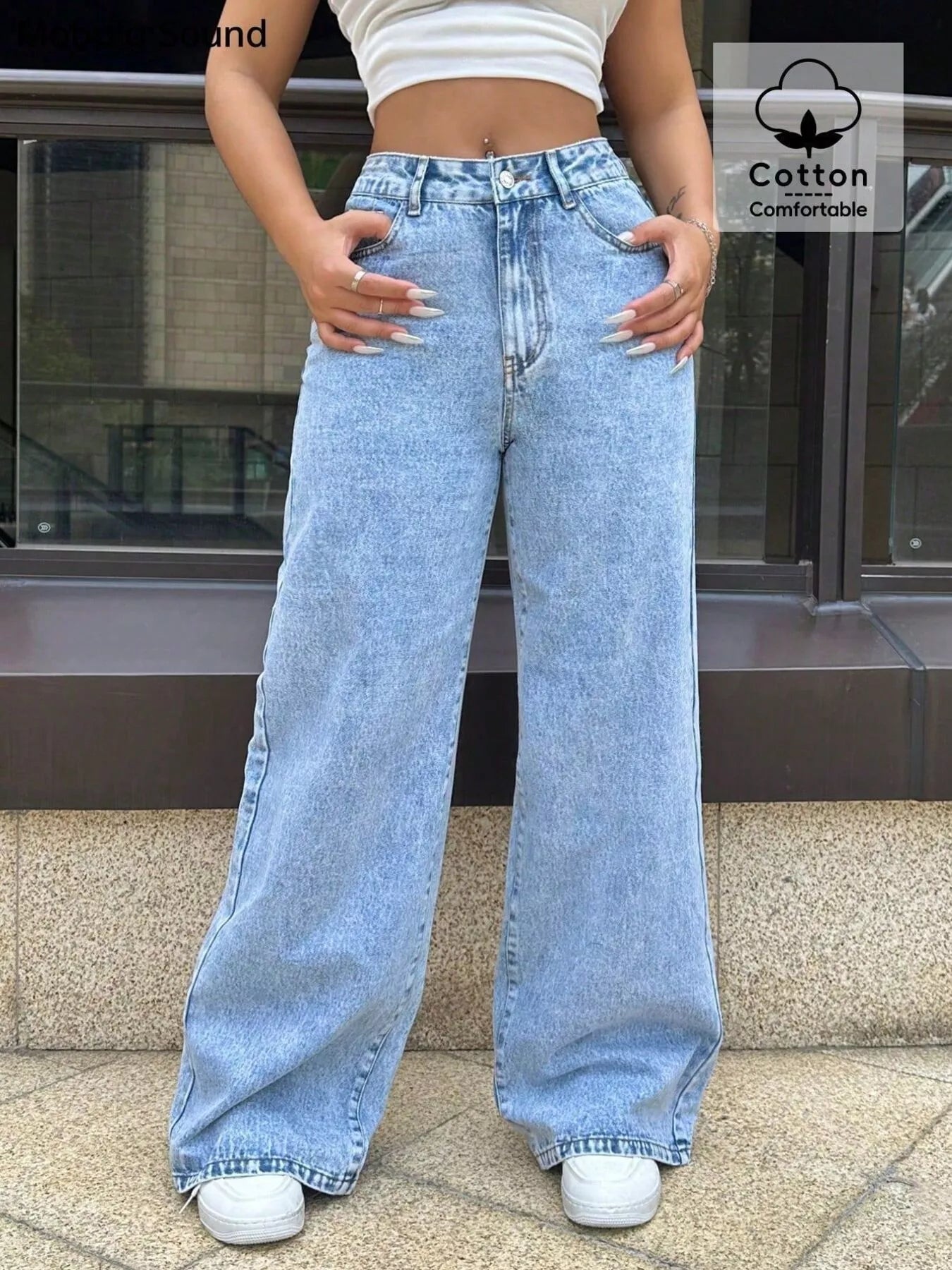 Wide Leg Wash Jeans 