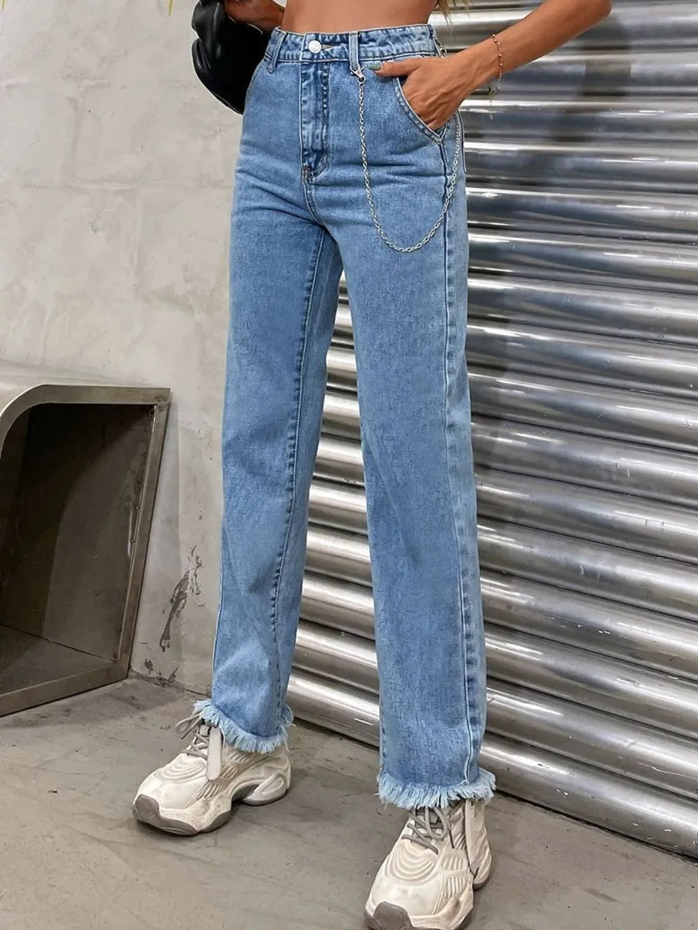 Raw Hem Jeans with Pockets 