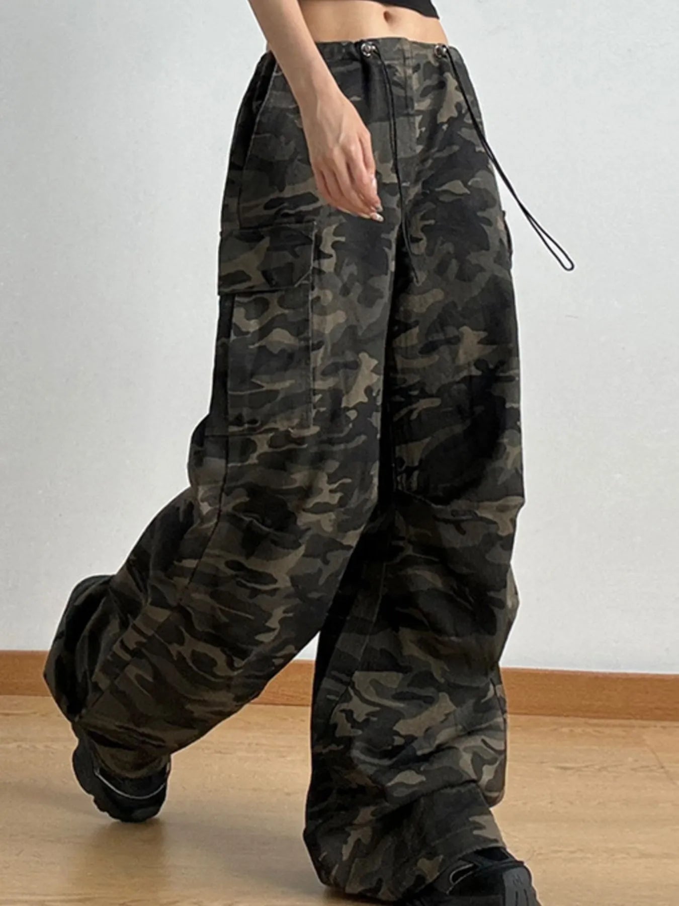 Drawstring Camouflage Cargo Wide Leg Jeans 