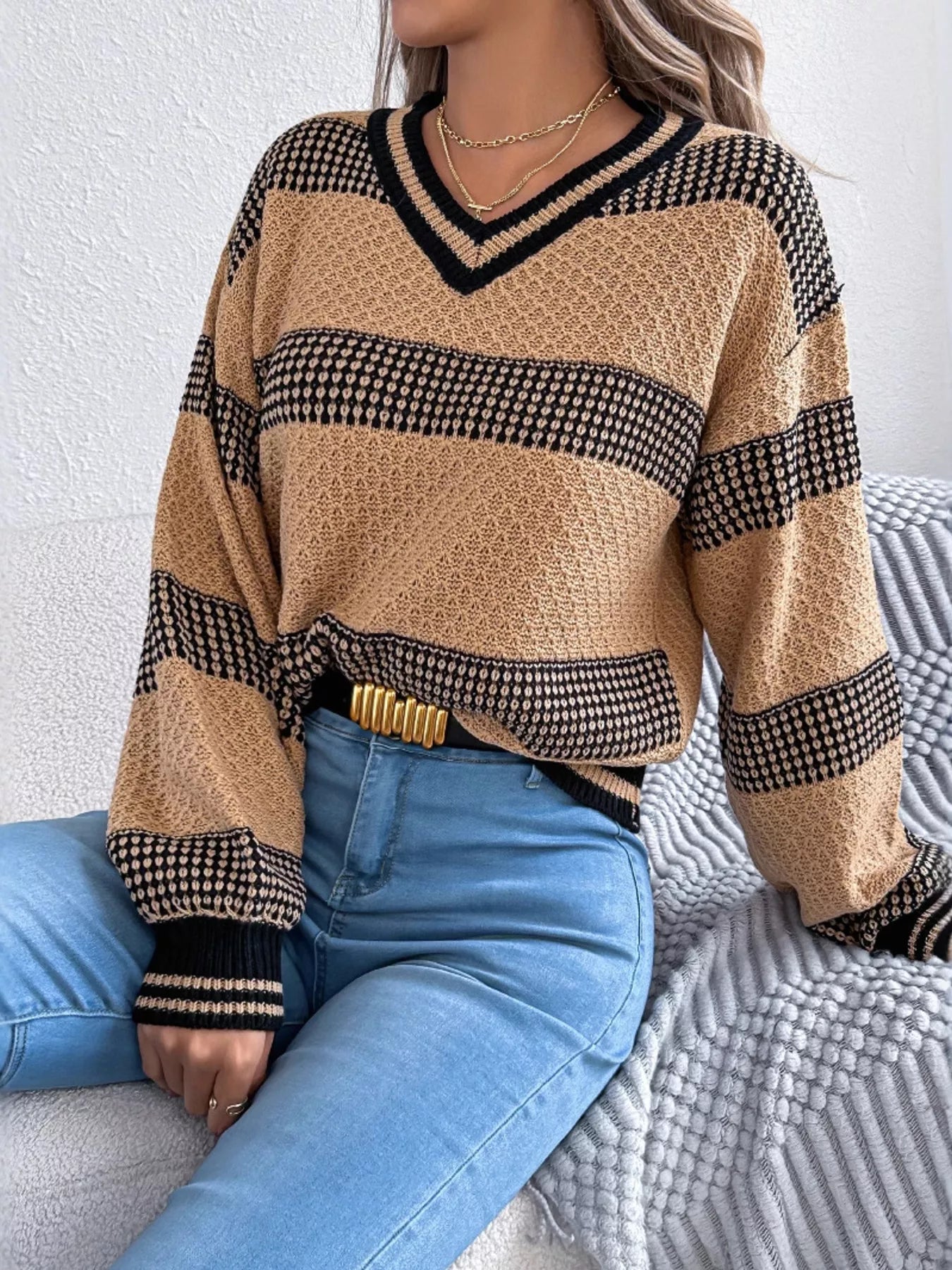 Contrast Striped V-Neck Sweater 