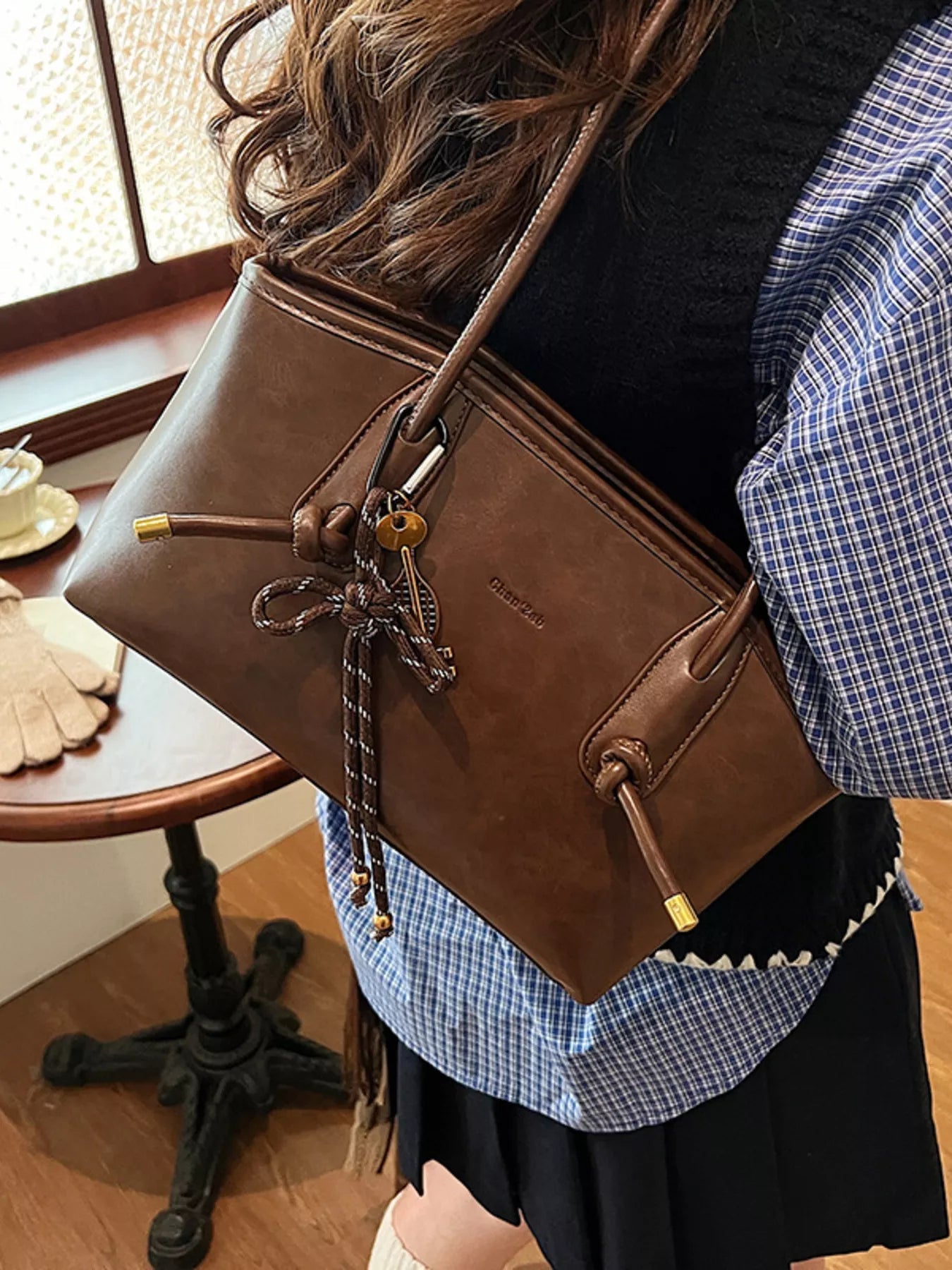 Vintage Style Leather Shoulder Bag 