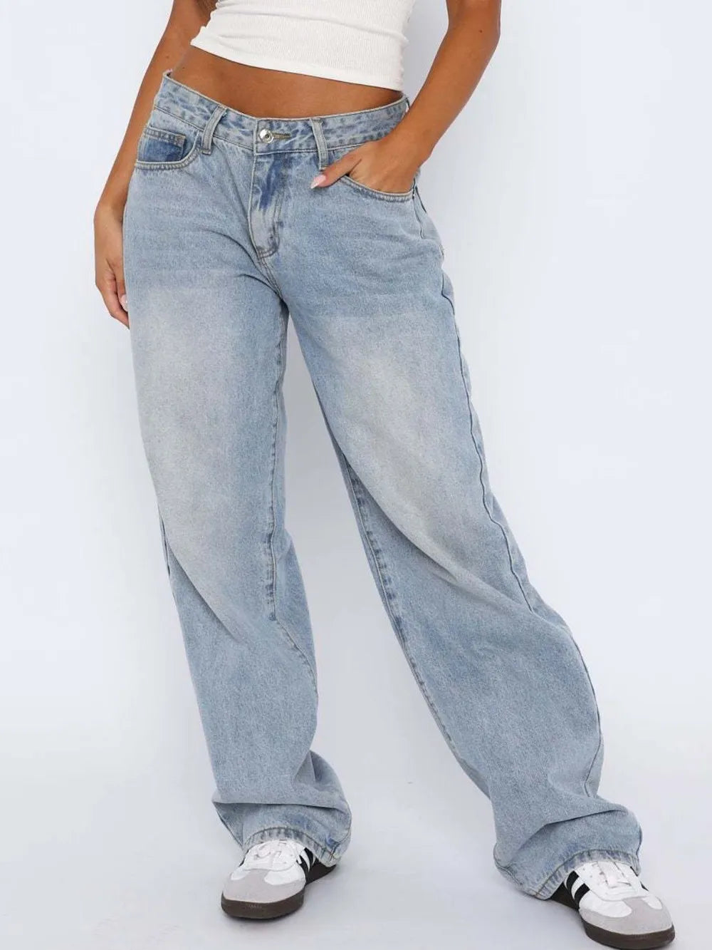 Wide Leg Jeans with Pockets 