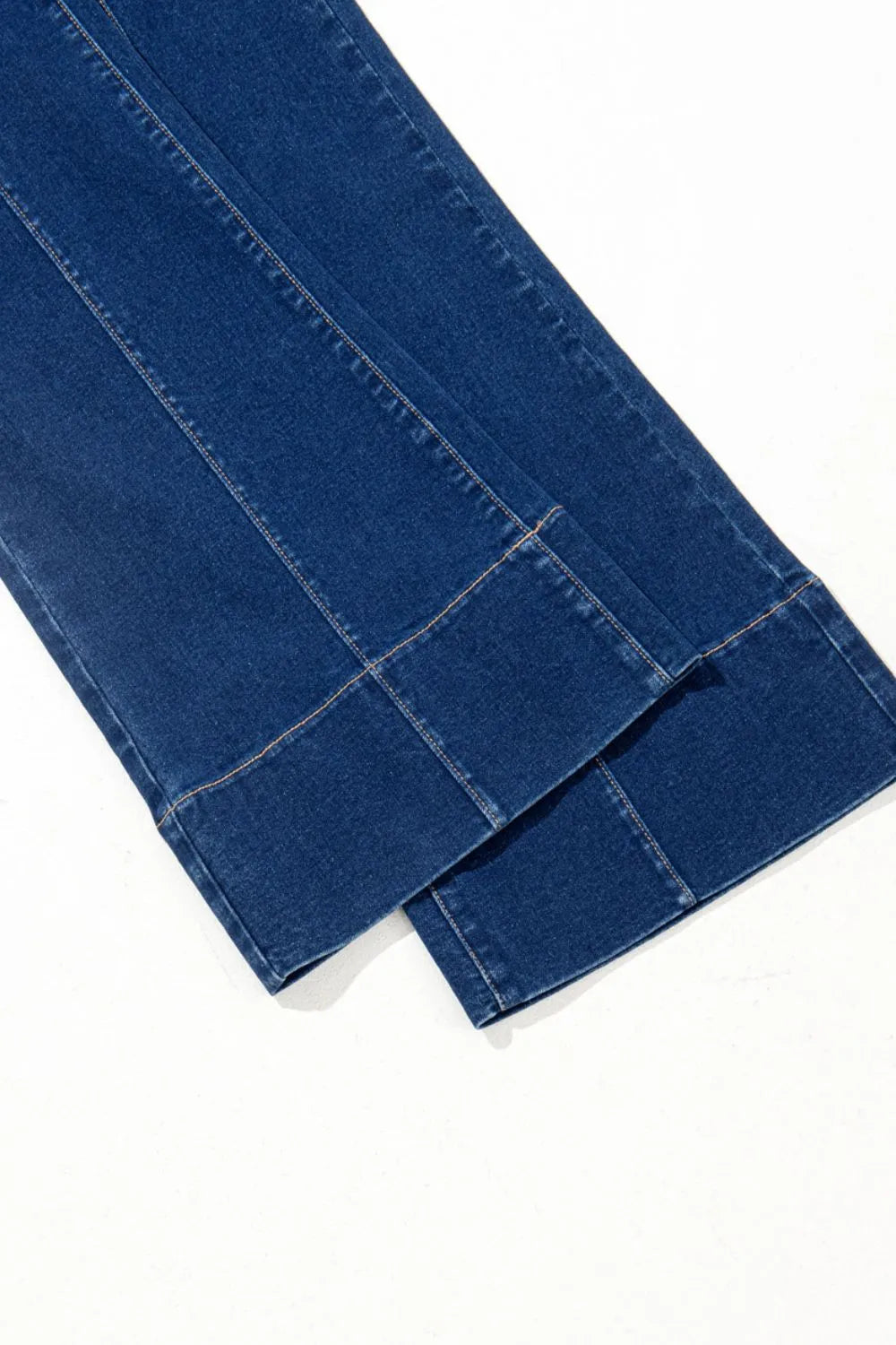 Center Seam Deep Wash Straight Jeans 