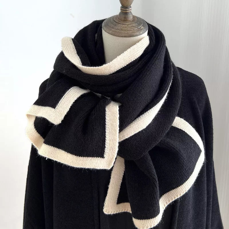 Contrast Trim Winter Scarf 