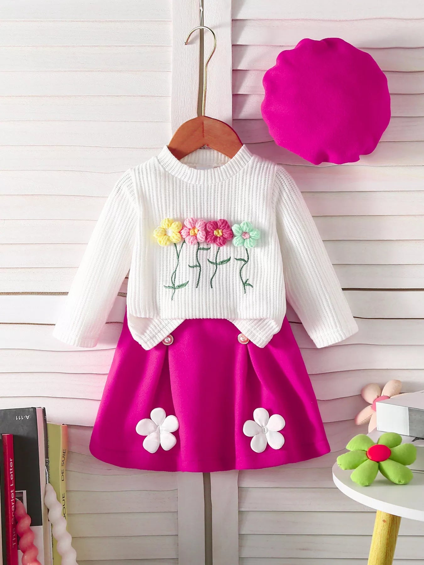 Children's Floral Applique Ribbed Knit Top & Pleated Skirt Set with Hat 