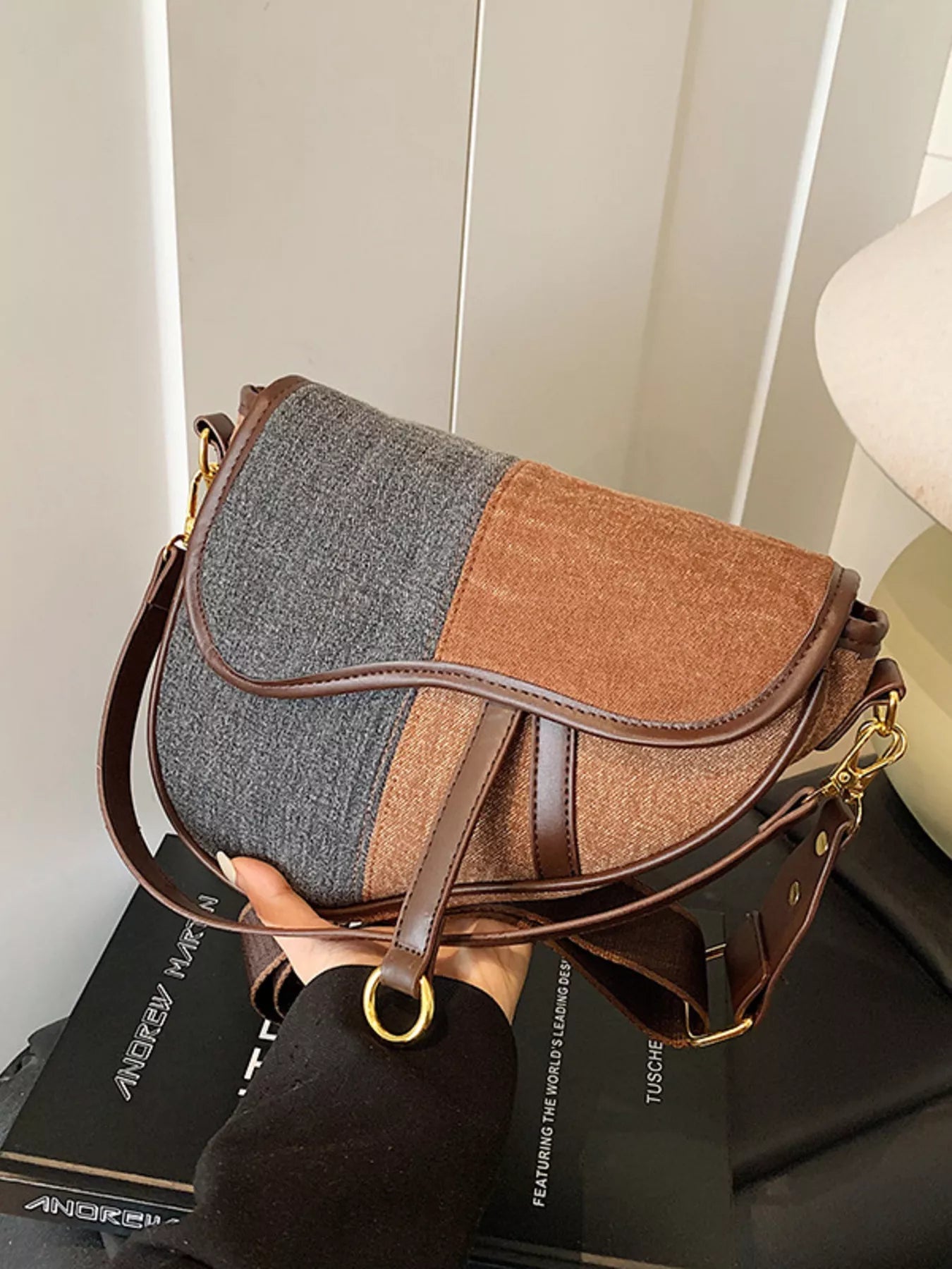 Adjustable Strap Crossbody Bag 
