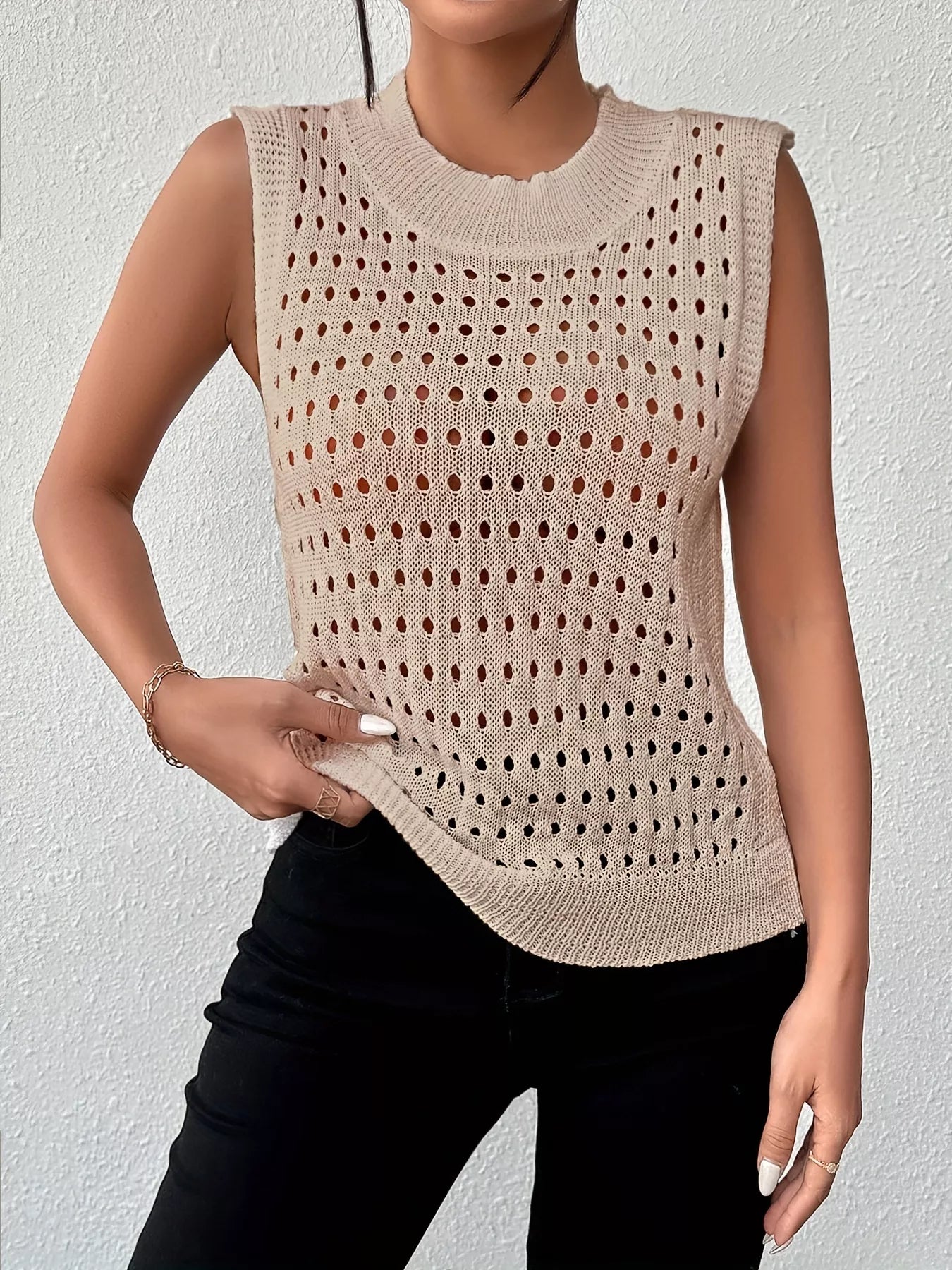 Hollow Out Round Neck Knit Tank 