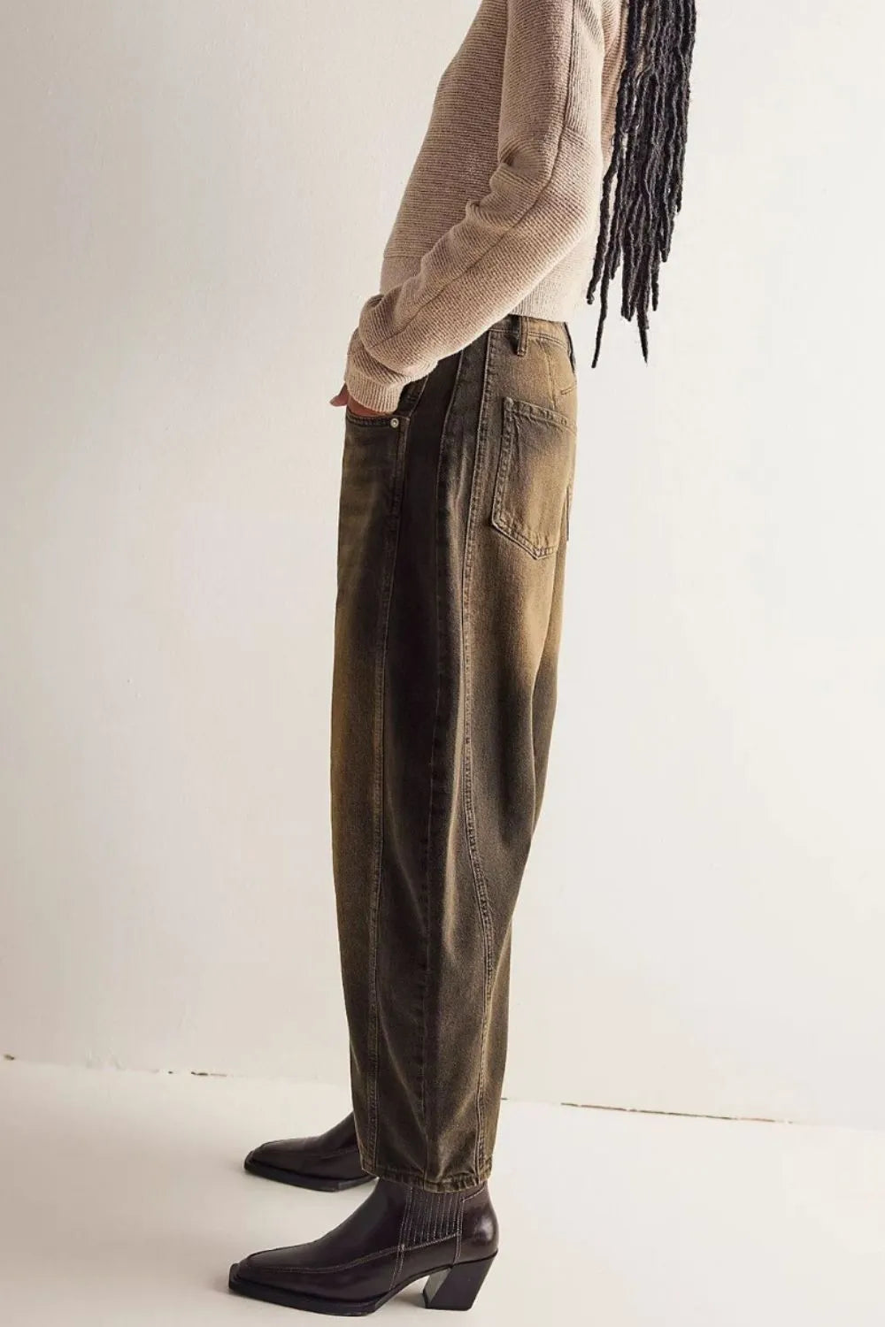 Wide Leg Jeans with Pockets 