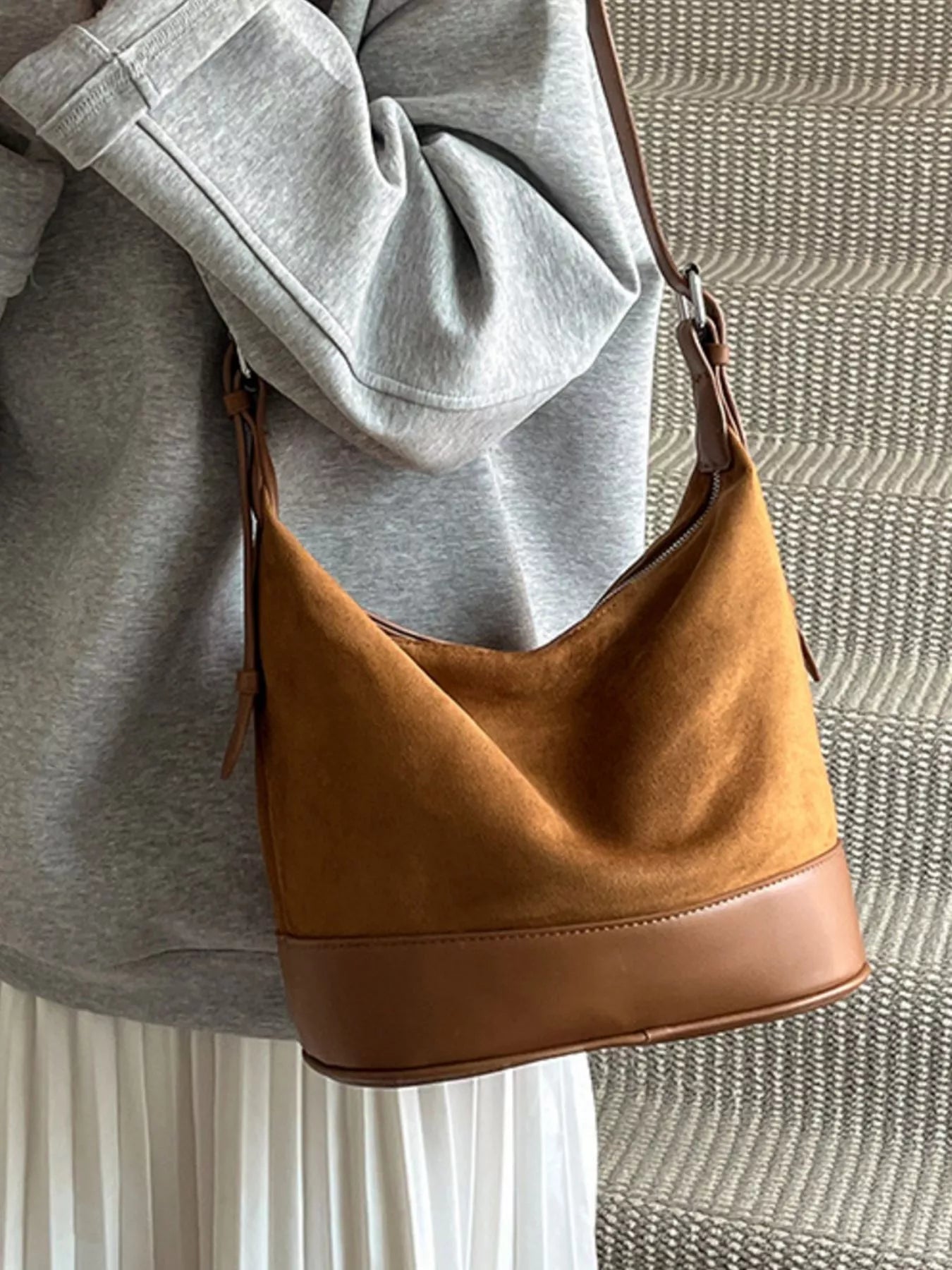Adjustable Strap Tote Bag 