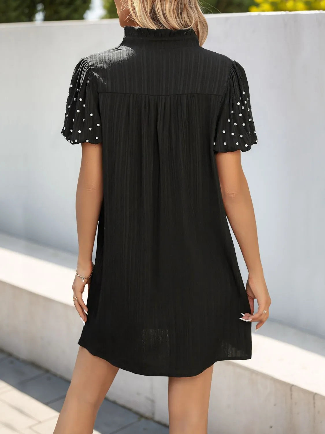 Textured V-Neck Short Sleeve Mini Dress 