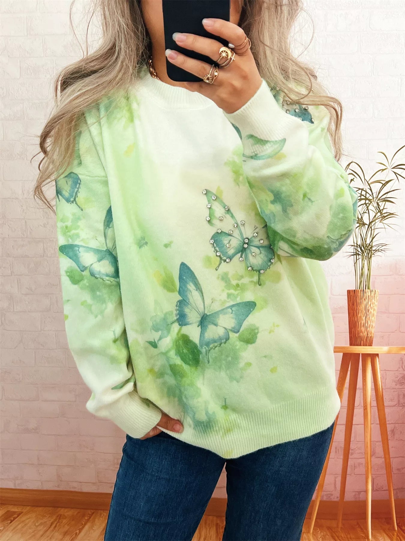 Butterfly Round Neck Lightweight Sweater 