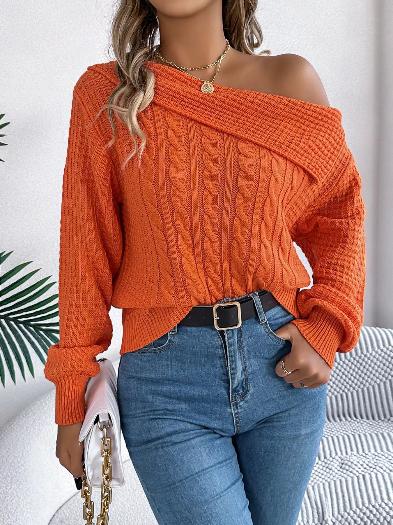 Off-Shoulder Cable Knit Sweater 