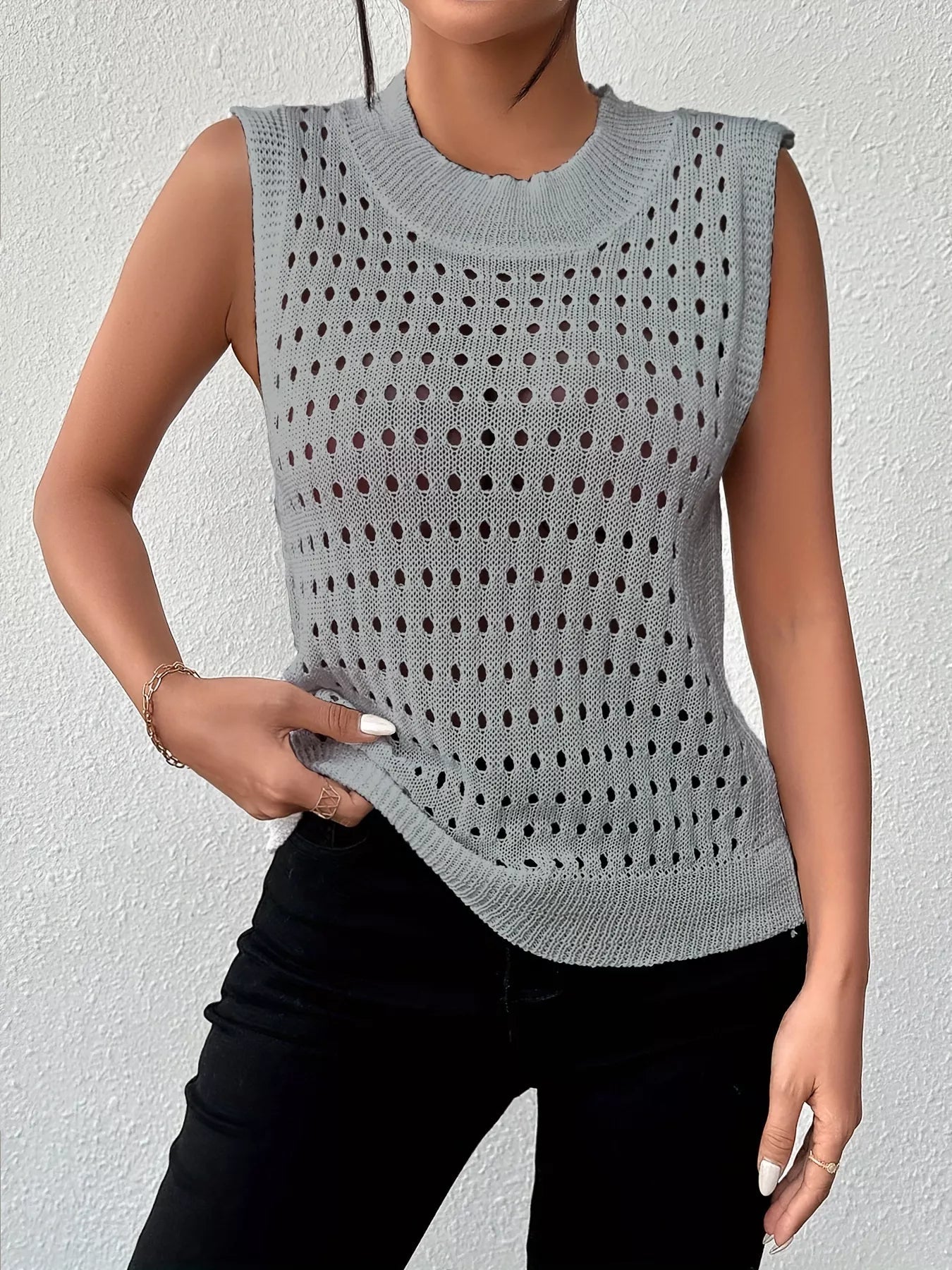 Hollow Out Round Neck Knit Tank 