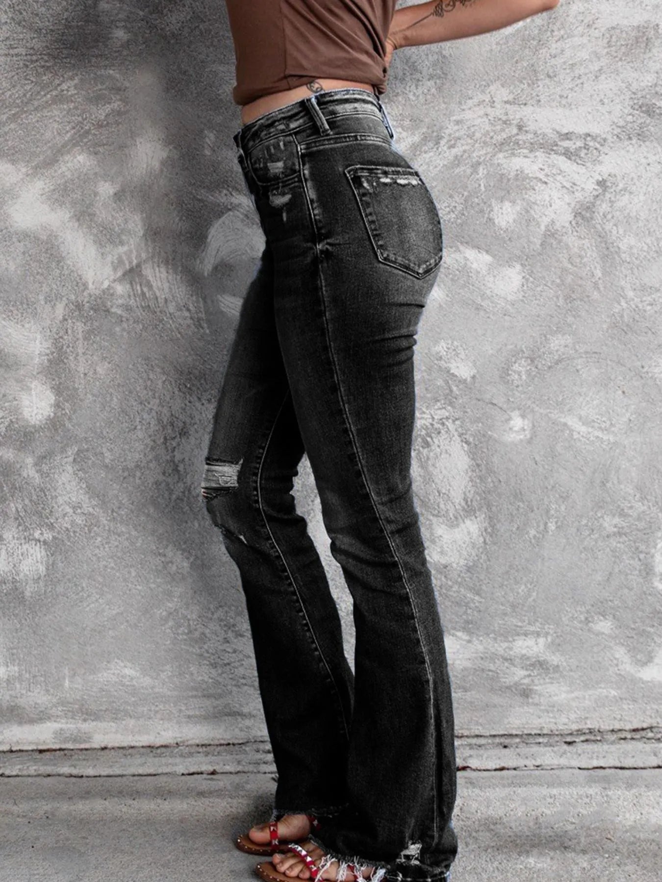 Distressed Flare Jeans 