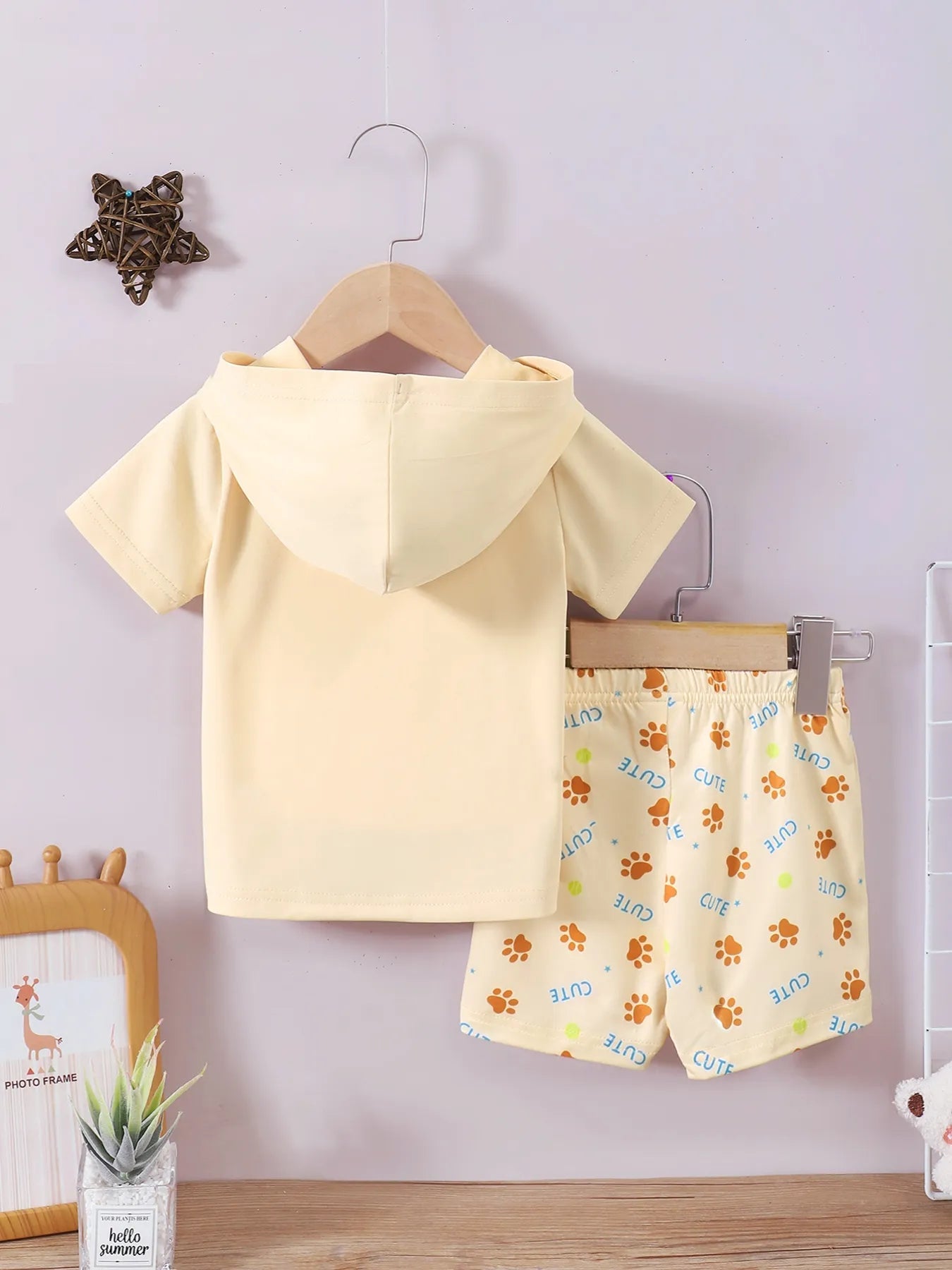 Children's Dog Short Sleeve Hoodie and Shorts Set 