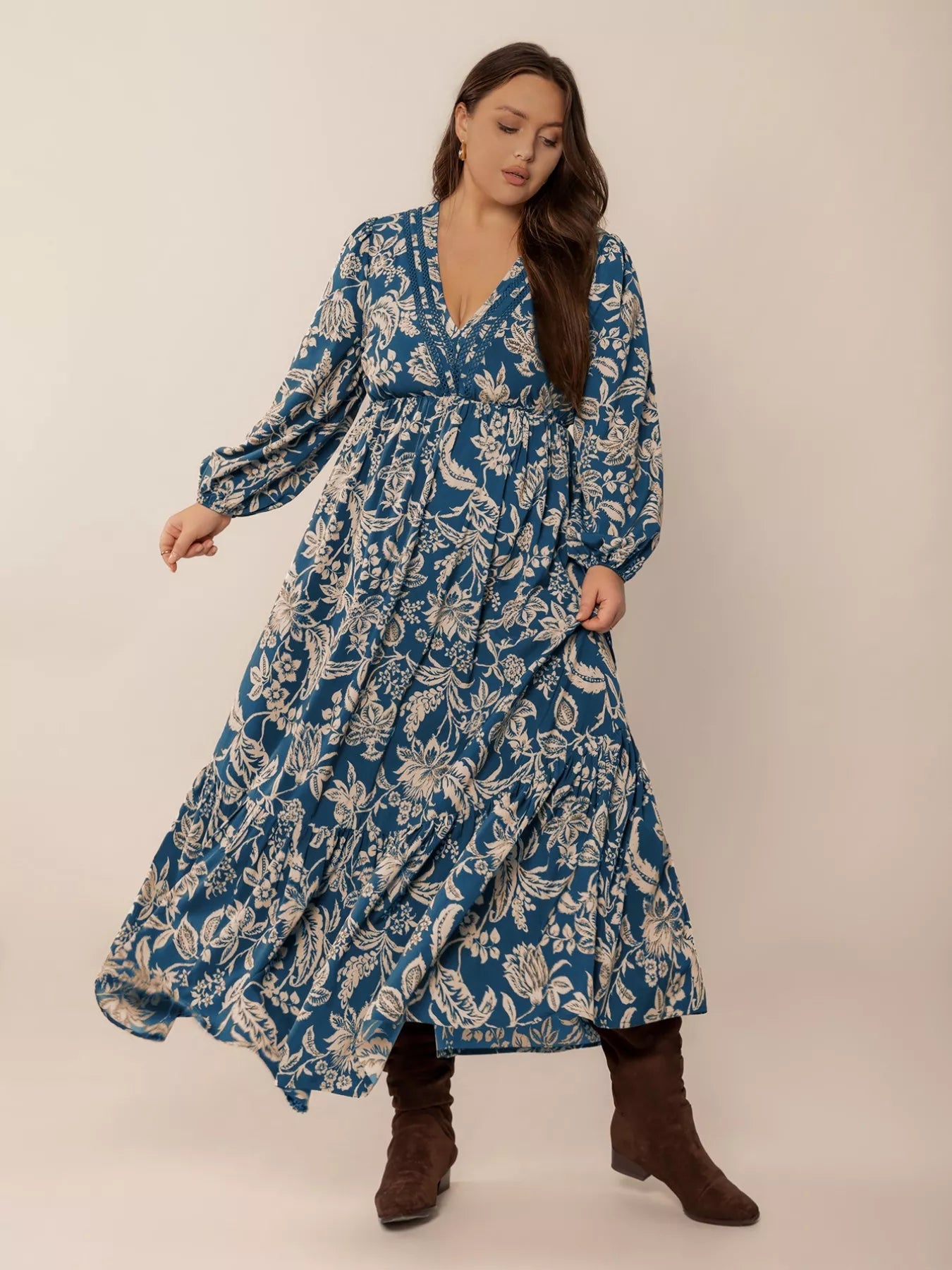 Plus Size Boho Floral Print Long Sleeve Maxi Dress 