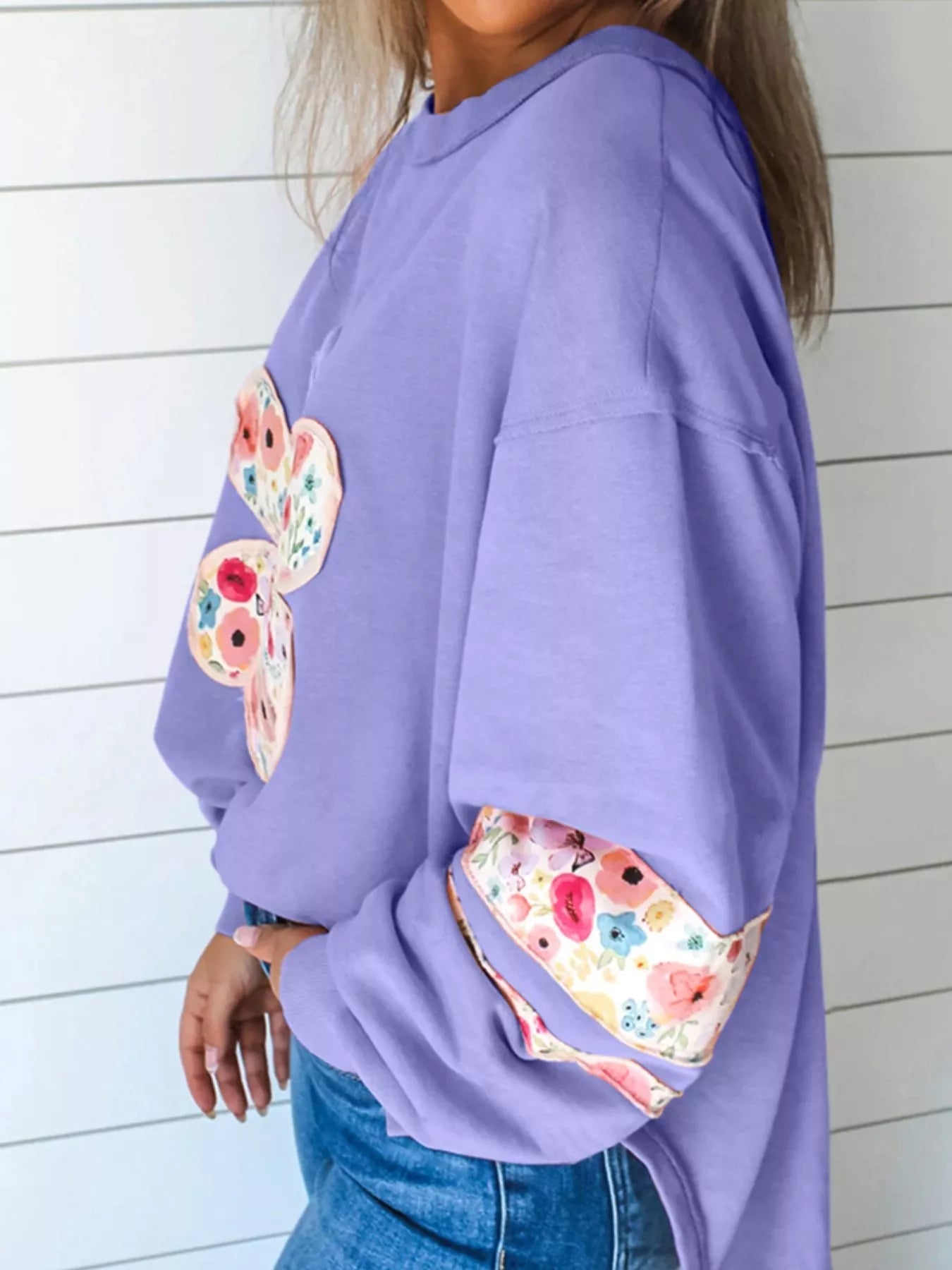 Plus Size Floral Applique Drop Shoulder Sweatshirt 