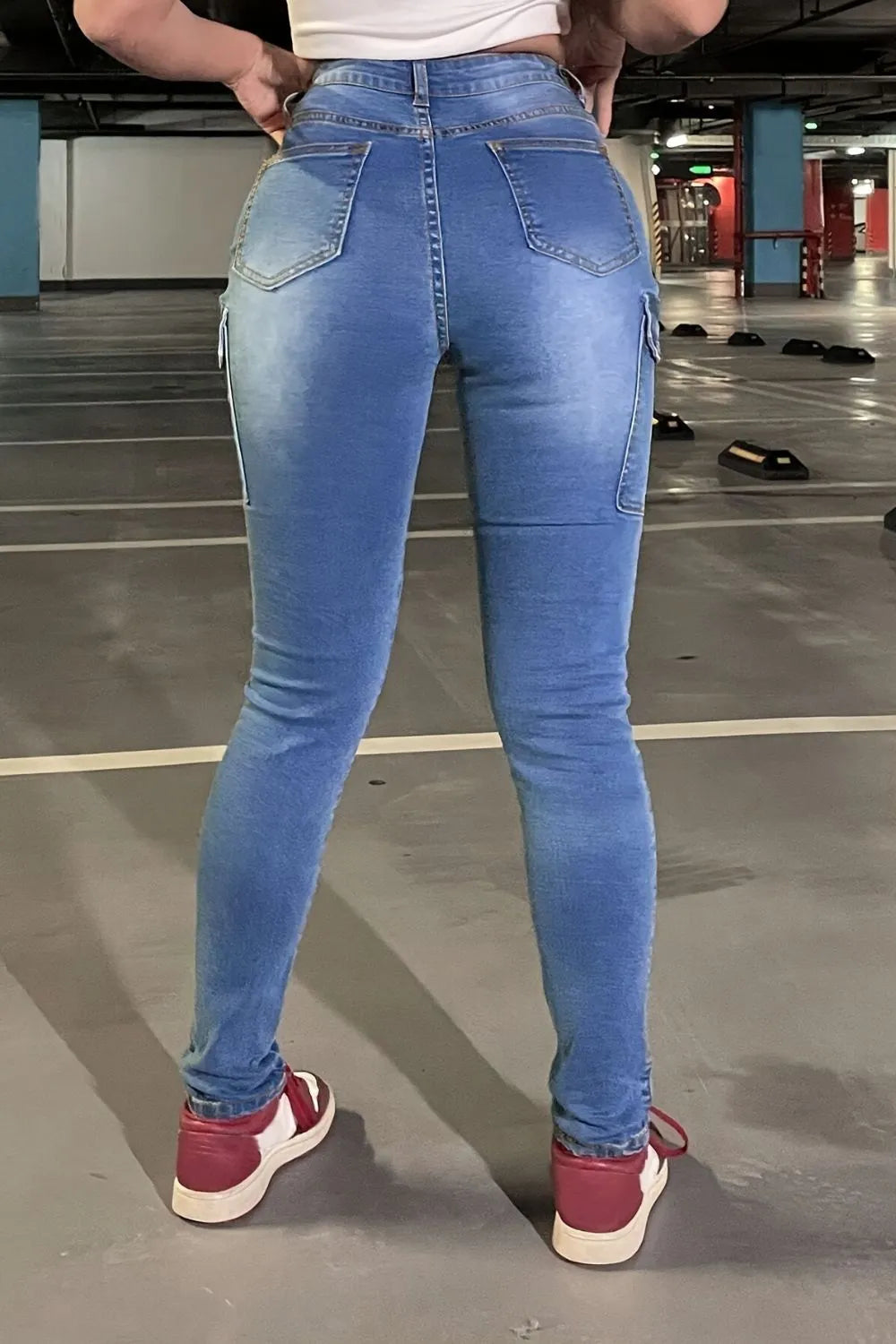 Skinny Jeans with Pockets 