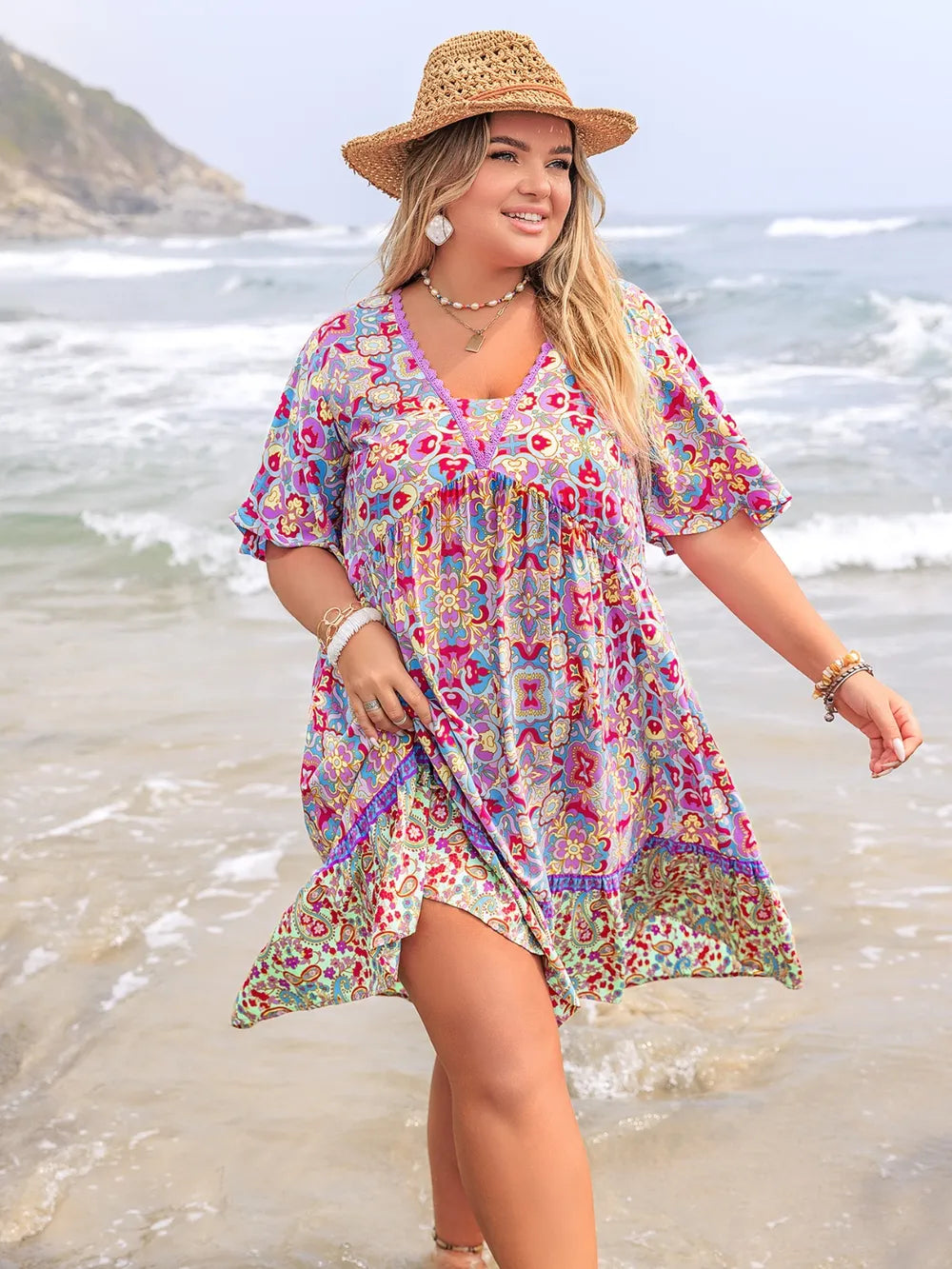 Plus Size Lace Detail Printed Half Sleeve Dress 