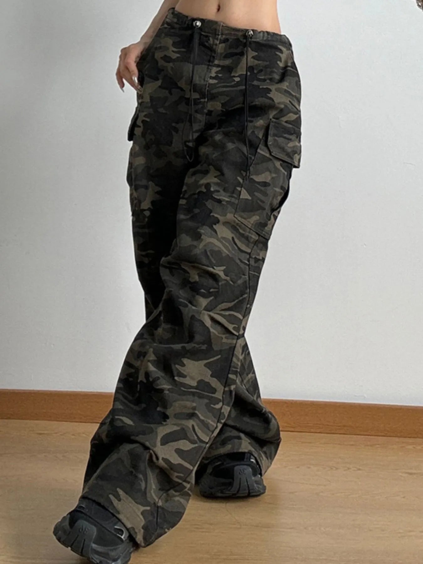 Drawstring Camouflage Cargo Wide Leg Jeans 