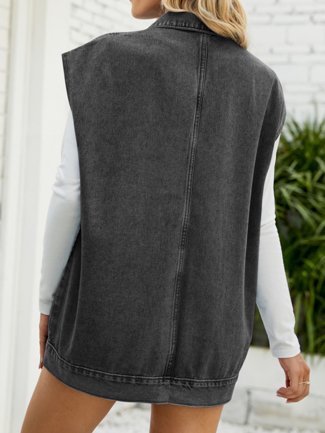 Collared Neck Sleeveless Denim Top with Pockets 