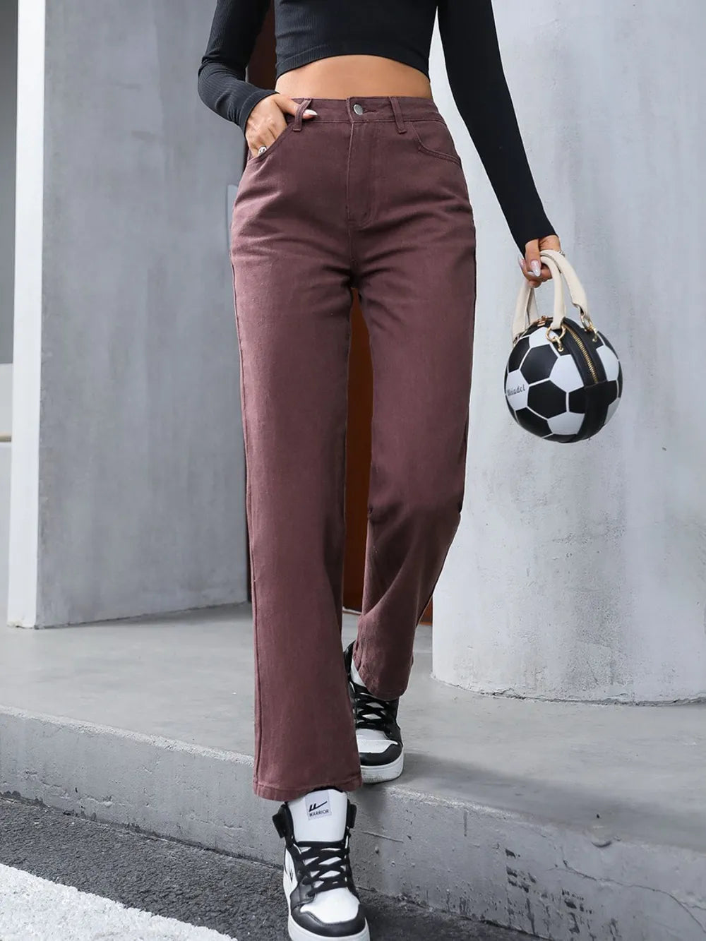 Straight Leg Jeans with Pockets 