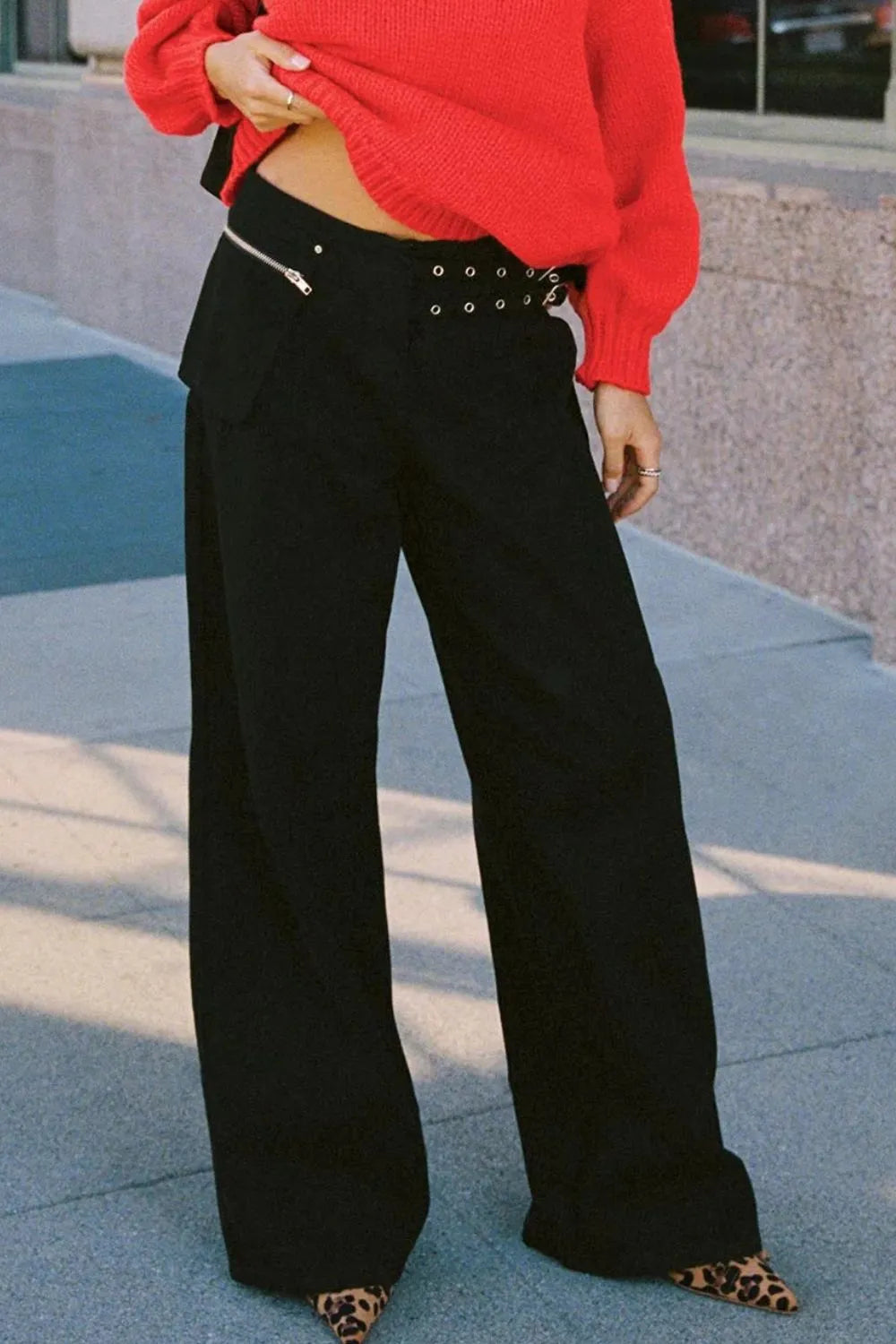 Wide Leg Jeans with Pockets 