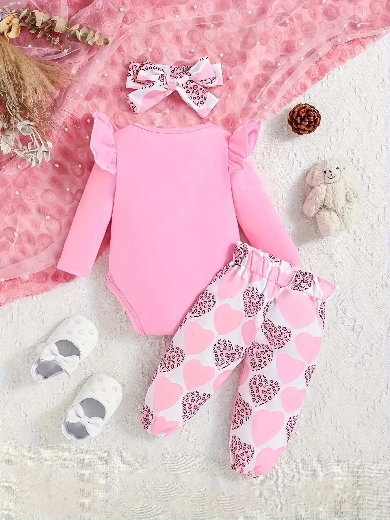 Children's Graphic Ruffled Top and Pants Set with Headband 