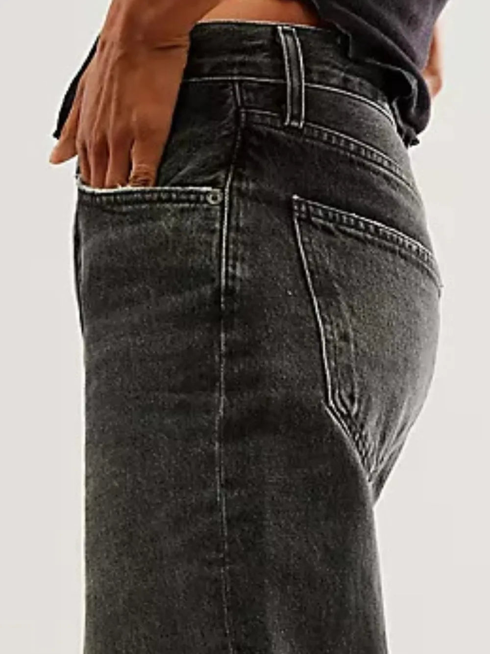 Cuffed Jeans with Pockets 