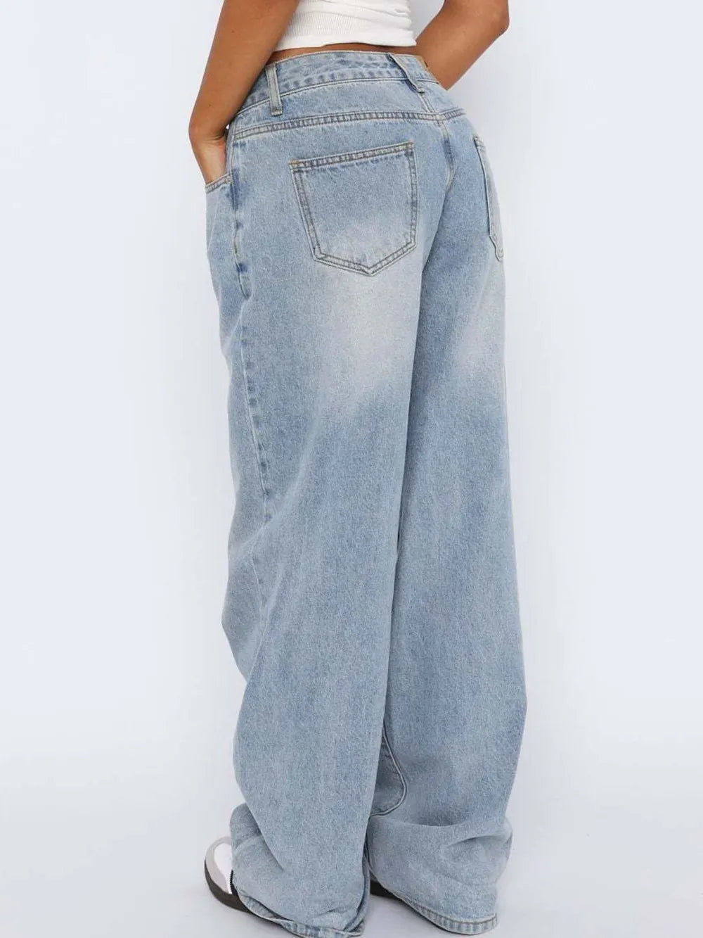Wide Leg Jeans with Pockets 