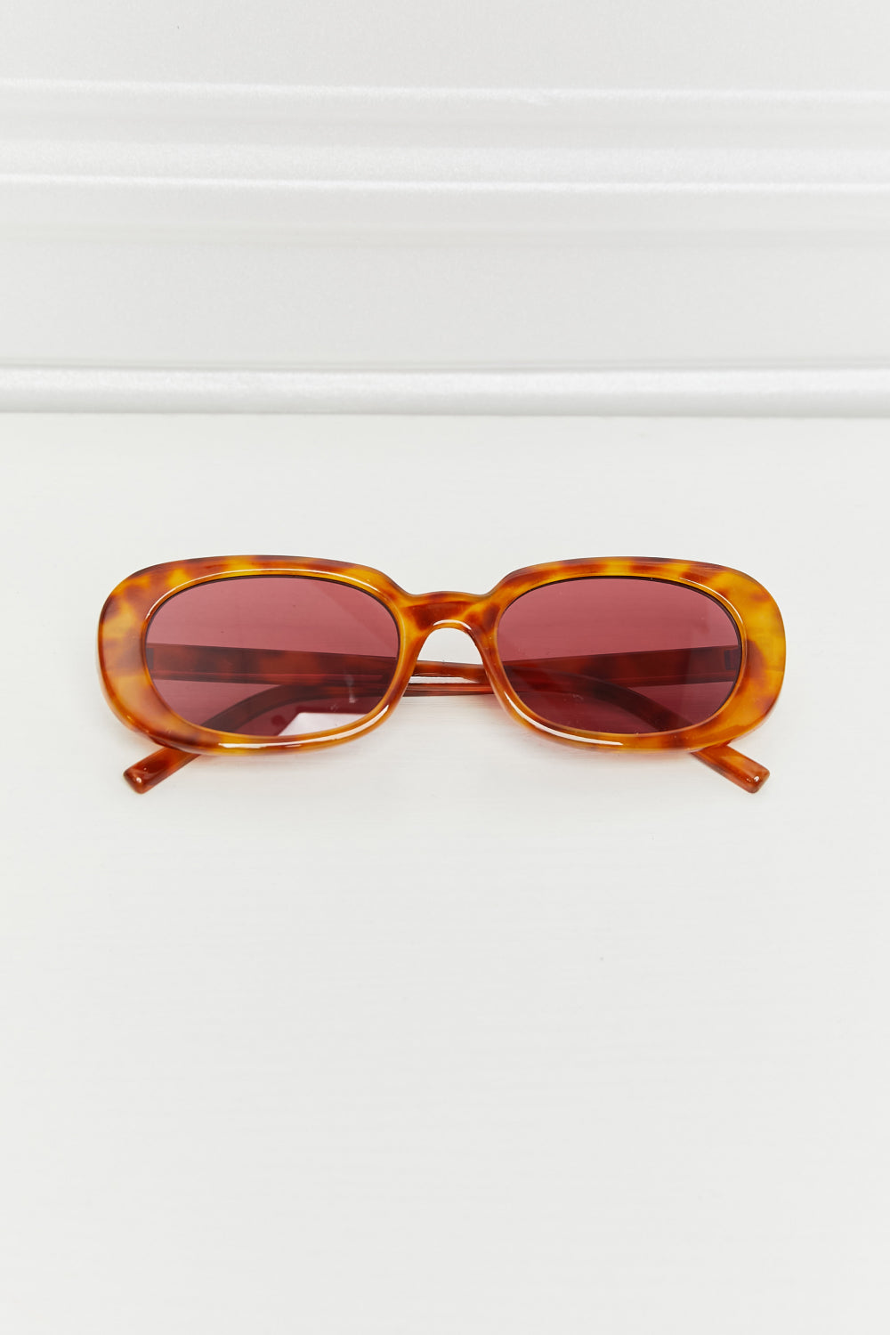 Oval Full Rim Sunglasses 