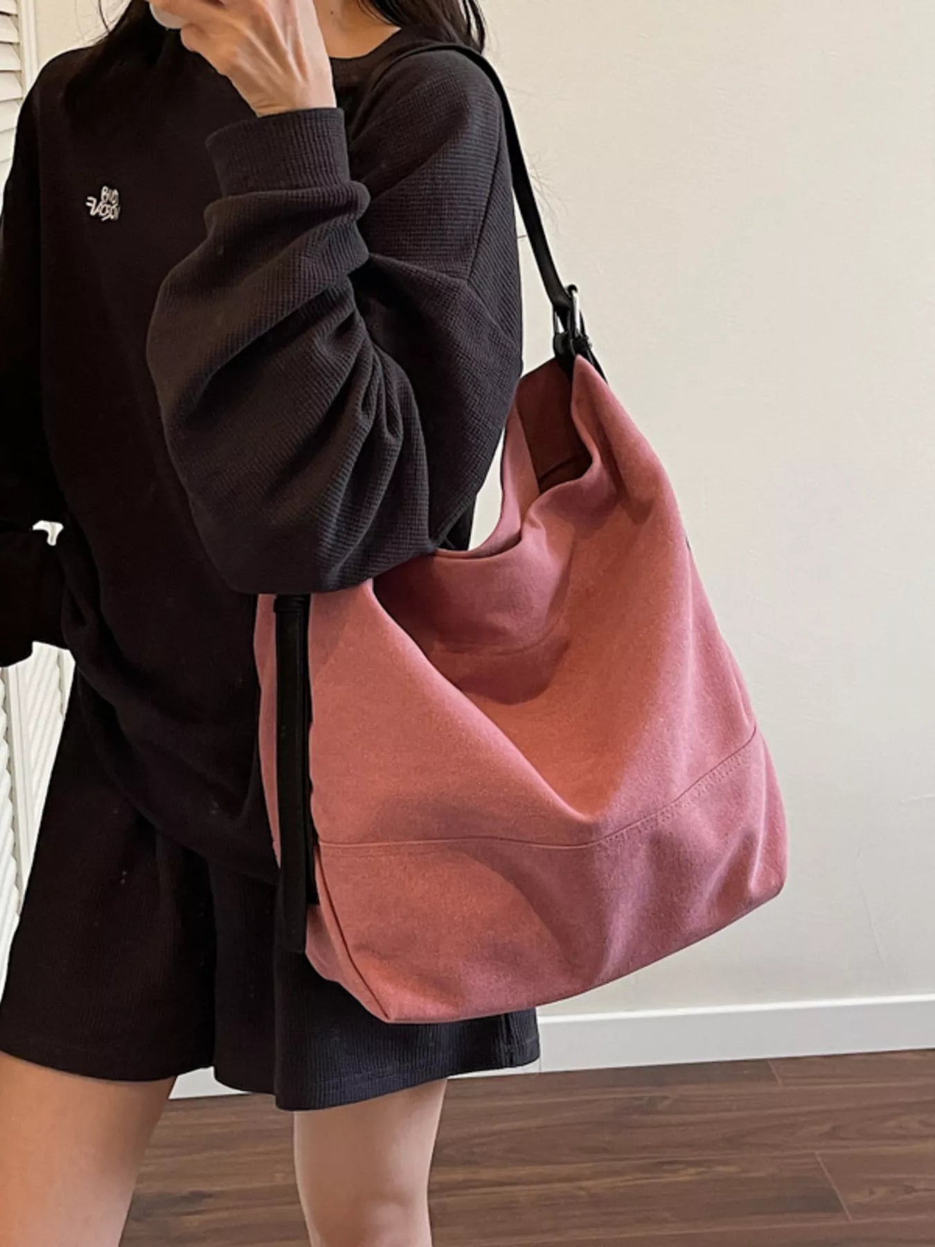 Adjustable Strap Handbag 