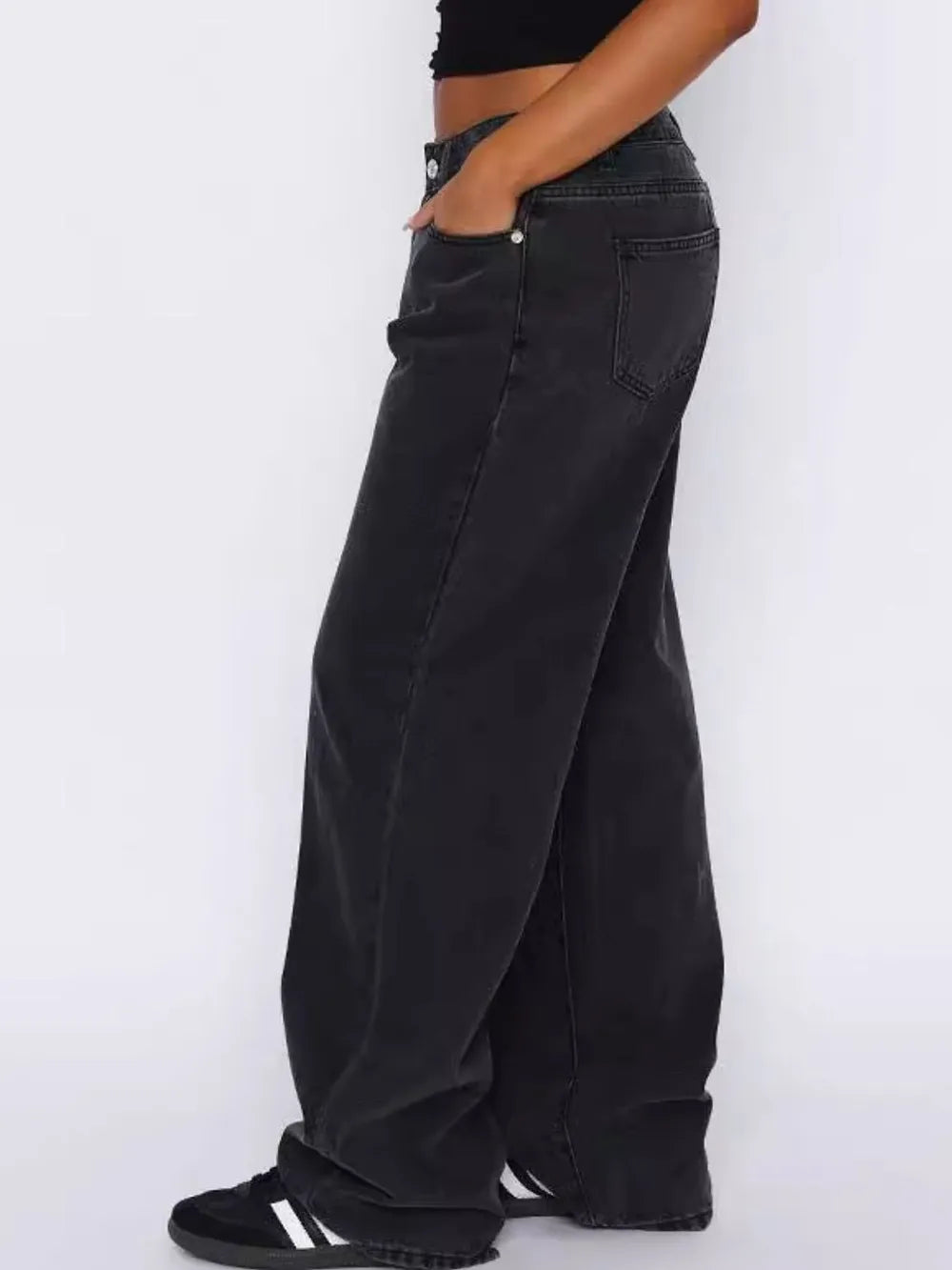 Wide Leg Jeans with Pockets 